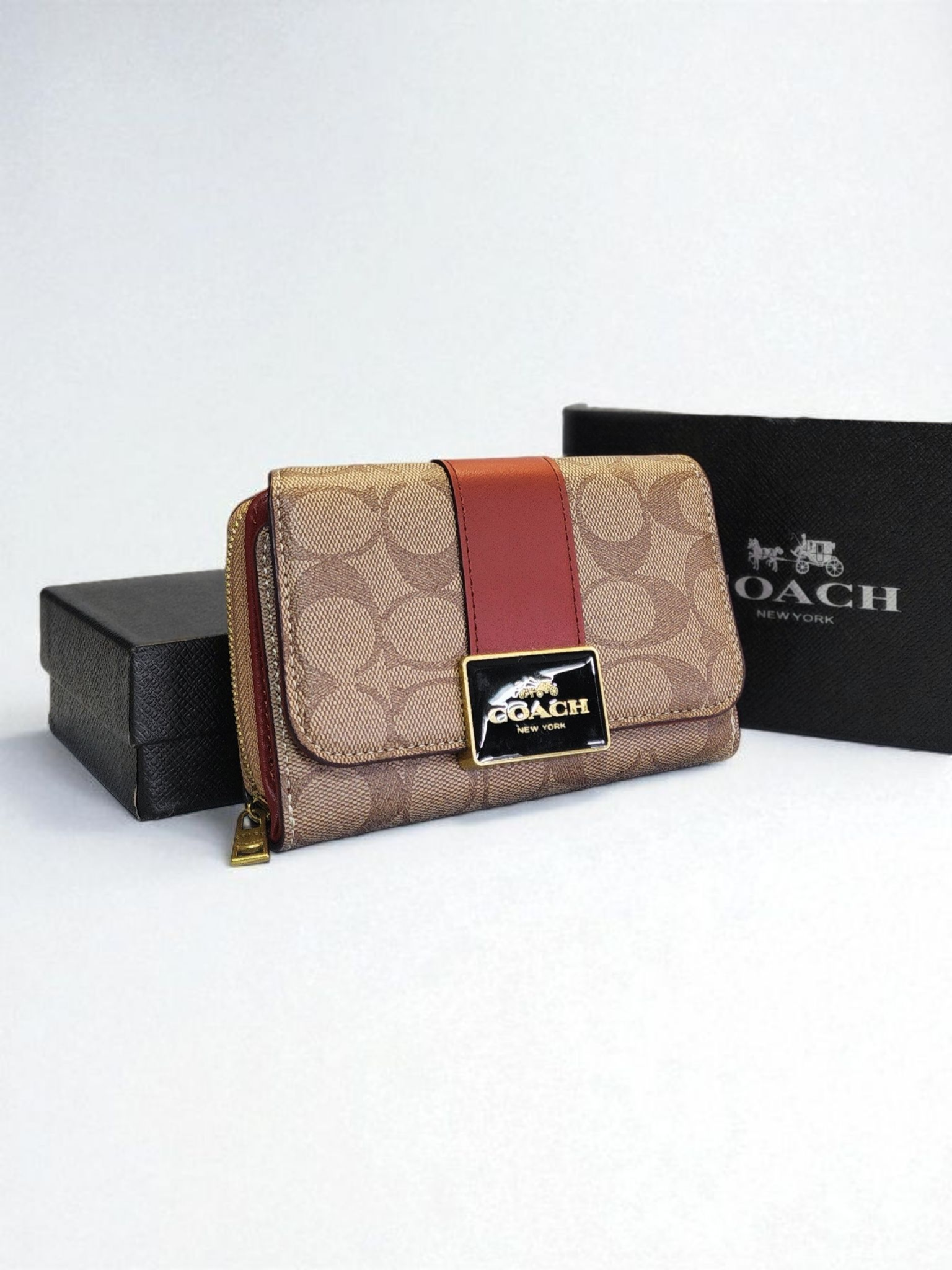 Cartera Coach