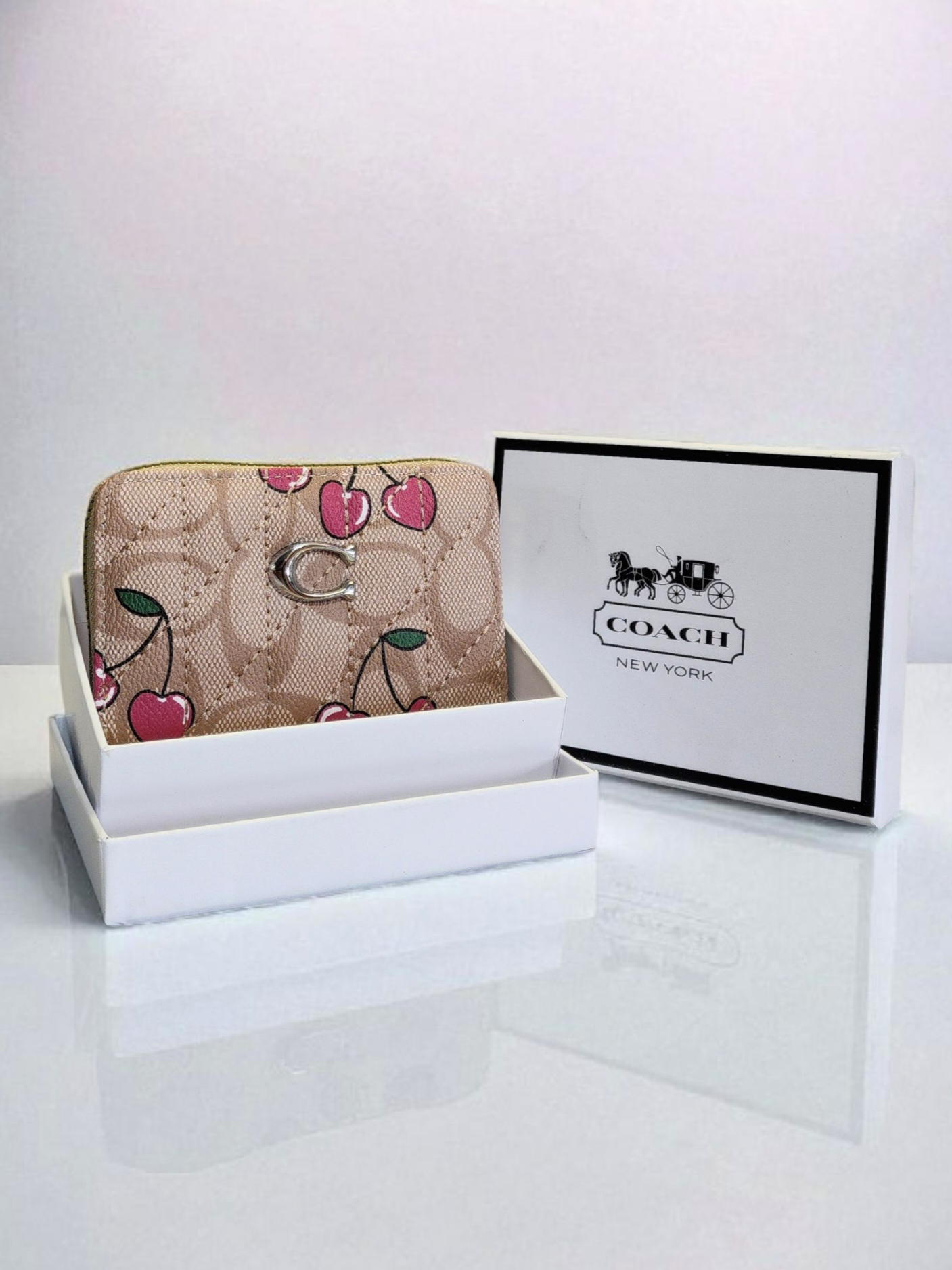 Cartera Coach