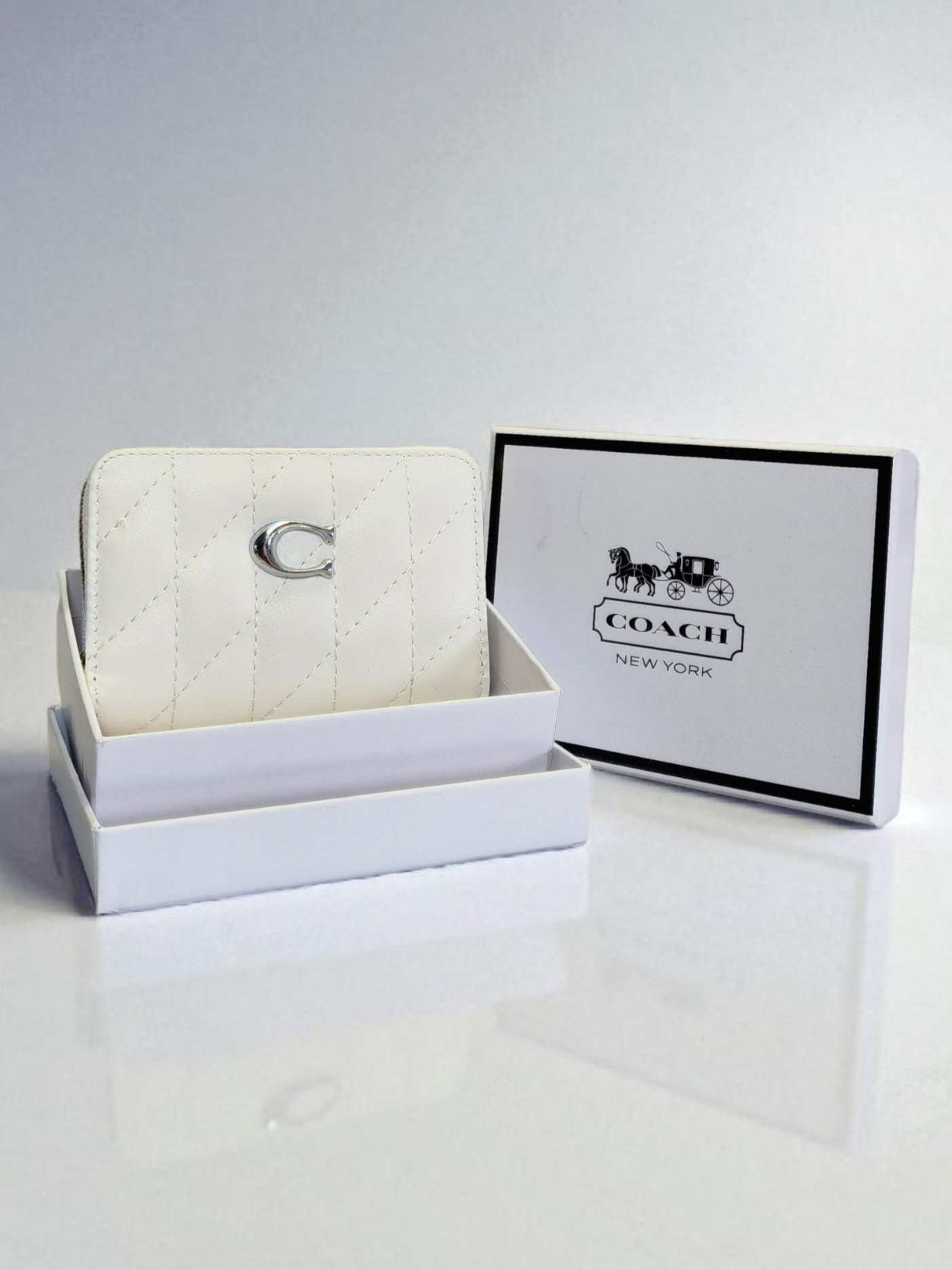Cartera Coach